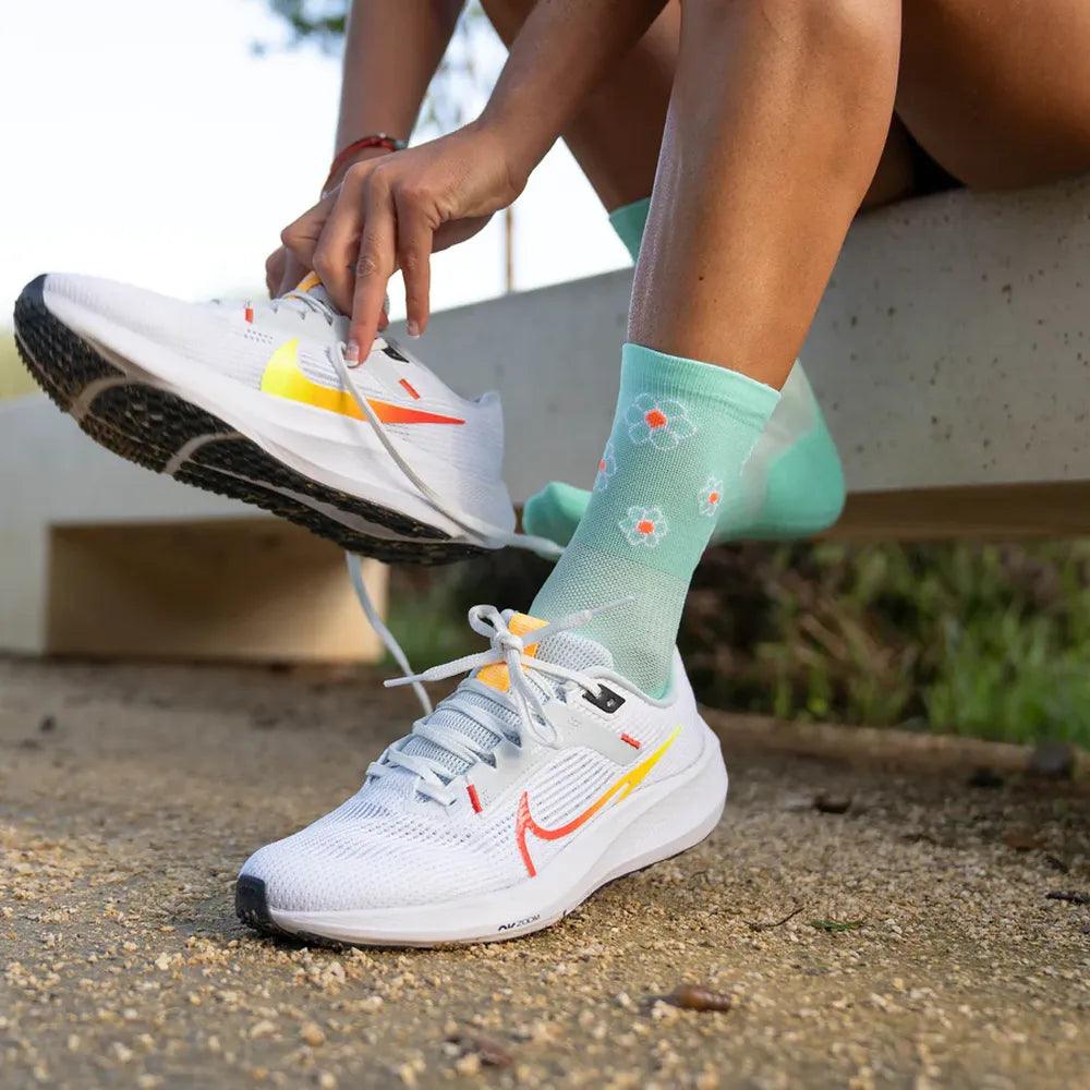 Sporcks Marguerite - Run Ultralight Socks - Cam2