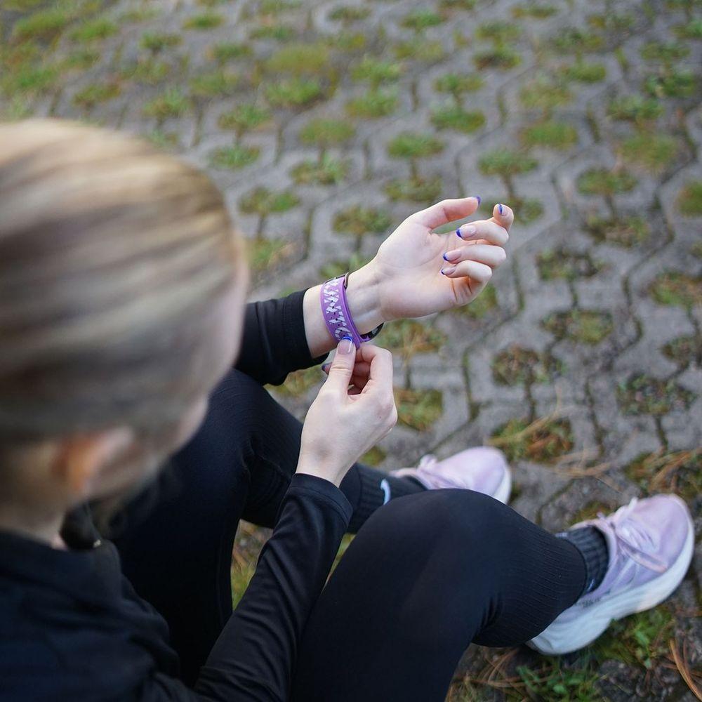 Suunto 22mm Athletic 5 Silicone Strap (Orchid Purple) SS050964000 - Cam2