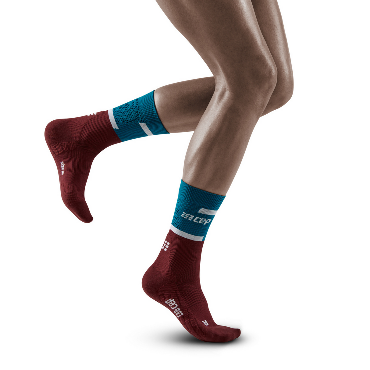 CEP - CEP Women's The Run Compression Socks Mid Cut v4 - Cam2