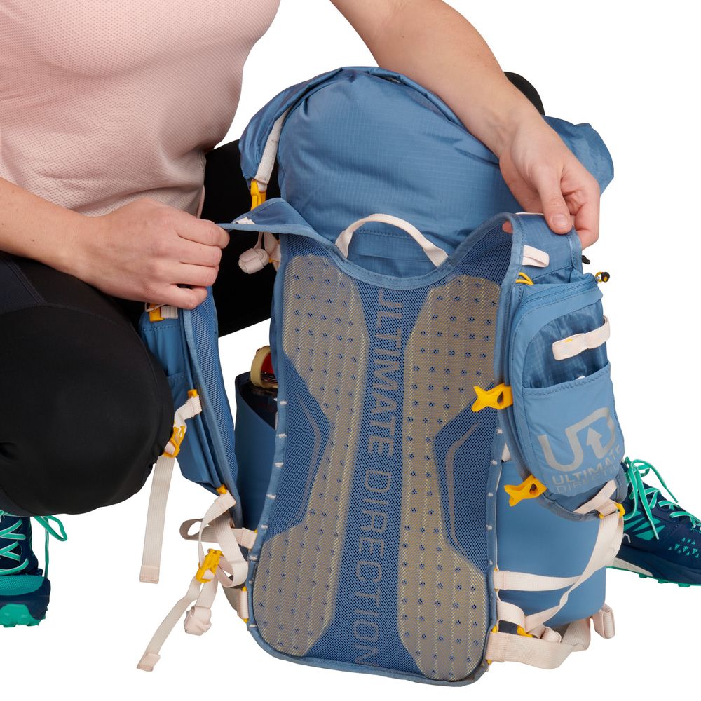 Ultimate Direction Women's Fastpackher 30 - Cam2