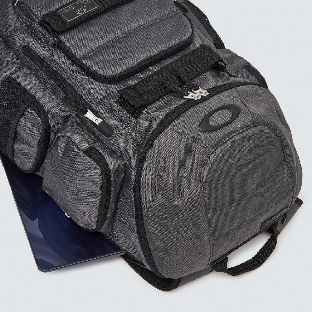 Oakley Enduro 30L 2.0 Backpack - Cam2
