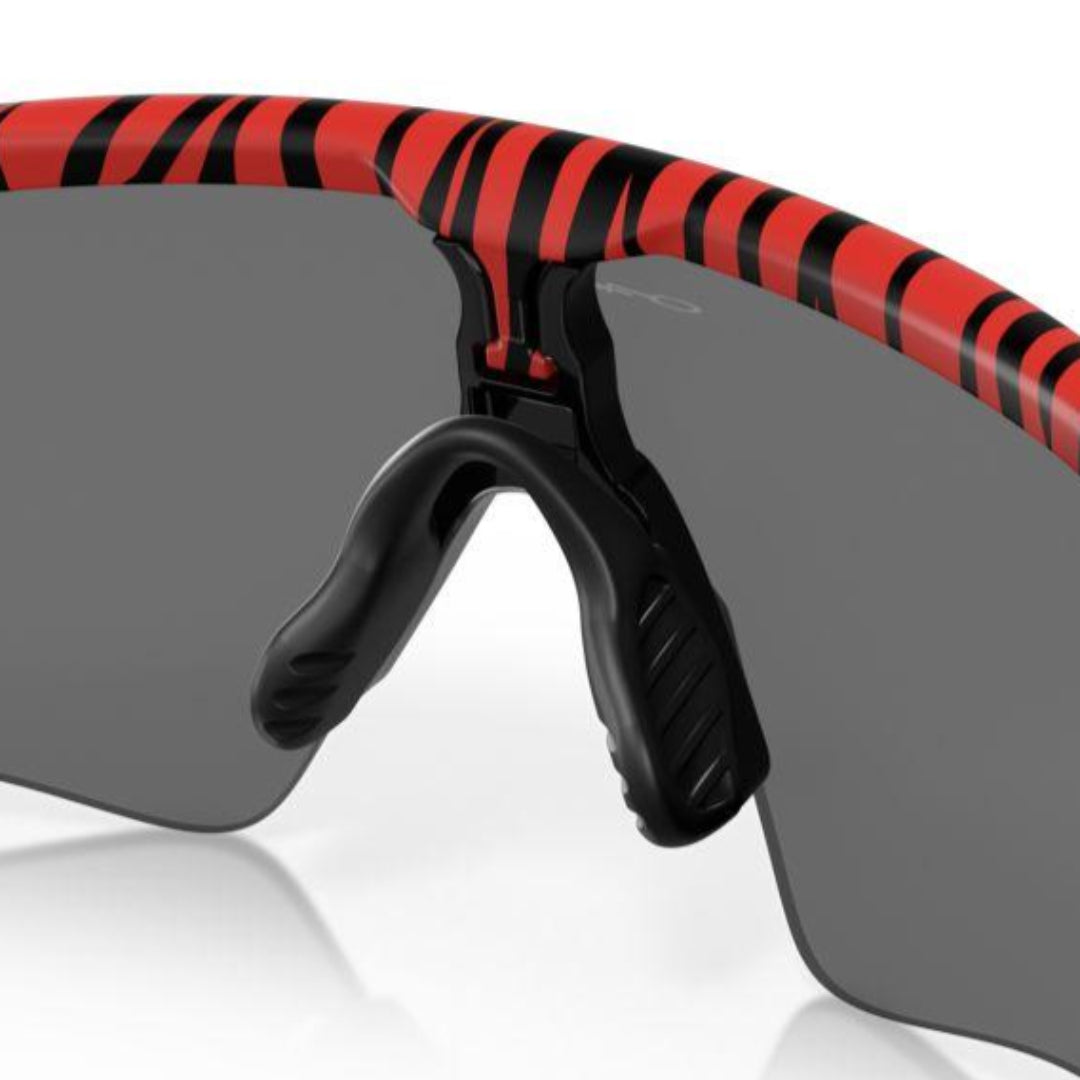 Oakley Radar EV Path Red Tiger/Prizm Black 0OO9208-9208D1 - Cam2