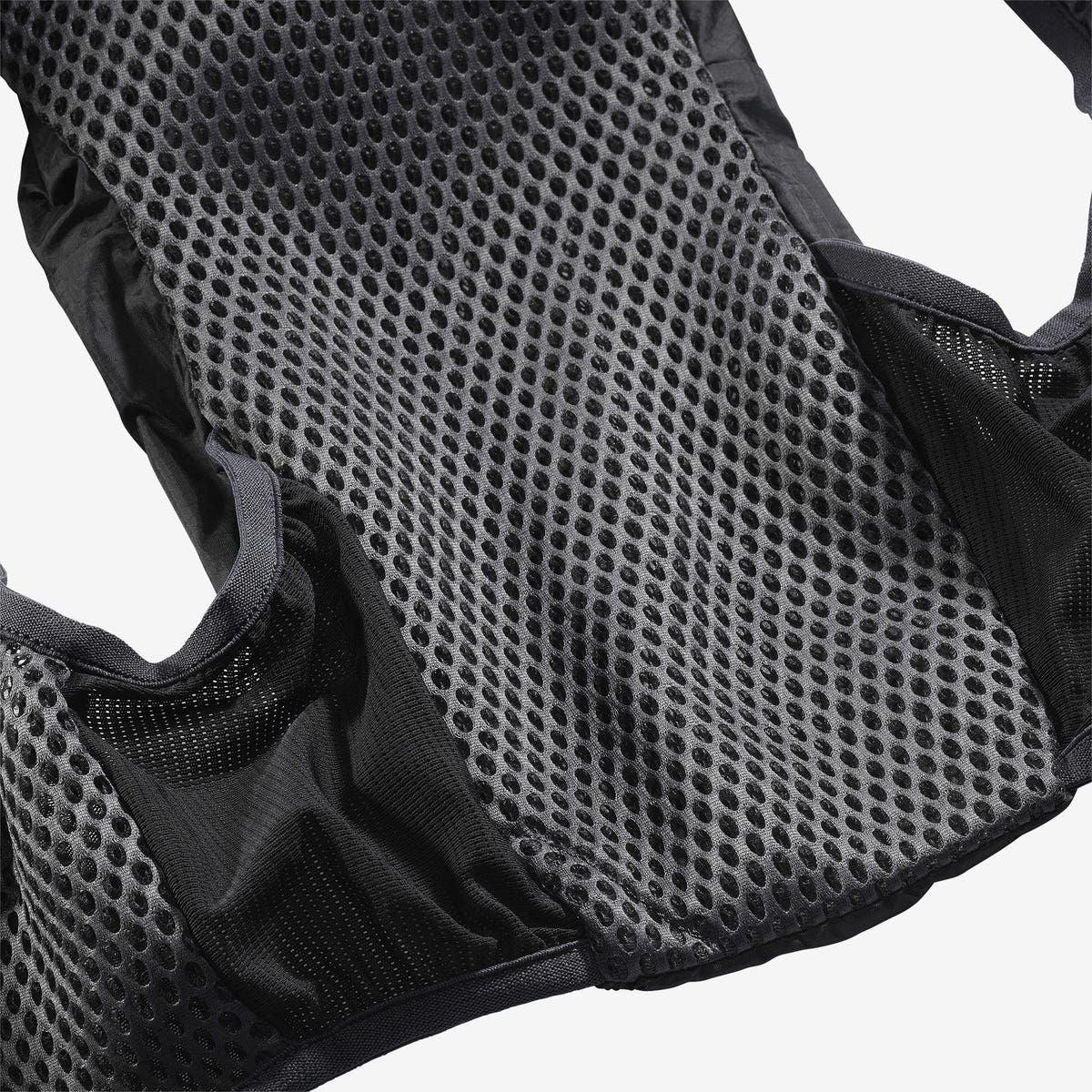 Salomon Unisex Active Skin 8 Running Vest w/ Flasks - Cam2