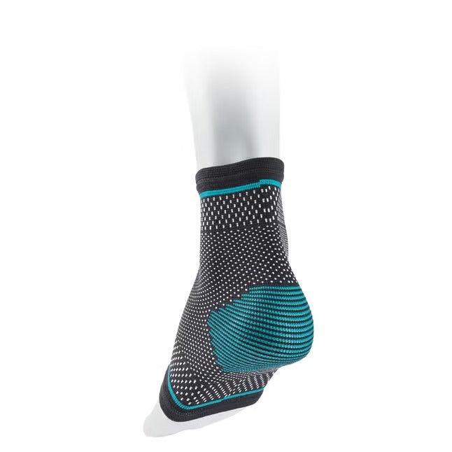 Ultimate Performance Elastic Ankle Support - Cam2