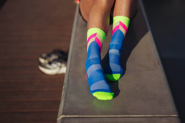 Incylence - Incylence Unisex's Ultralight High-Cut Running Socks (Apex) - Cam2 