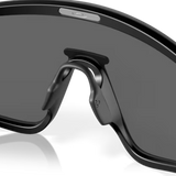 Oakley Latch Panel Sunglasses 0OO9404-940401