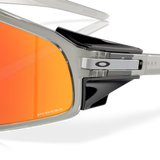 Oakley Latch Panel Sunglasses 0OO9404-940404