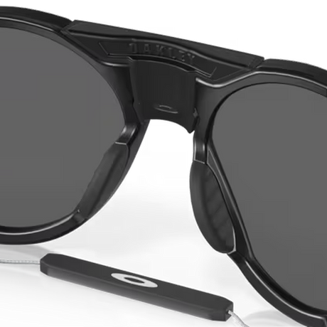 Oakley - Oakley Clifden Matte Black/Prizm Black Polarized 0OO9440-944009 - Cam2 