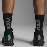 2XU Unisex's Vectr Reflective Crew Socks