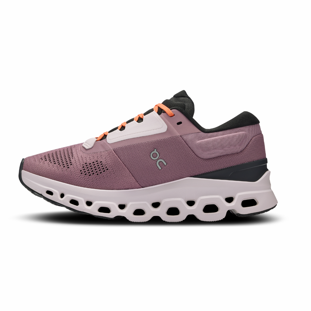 On Women's Cloudstratus 3 Road Running Shoes On Running Cam2 On Women's Cloudstratus 3 Road Running Shoes On Running Cam2