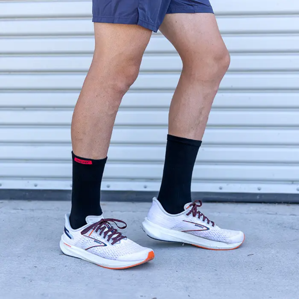 injinji Unisex's Sport Original Weight Crew Socks (052270)