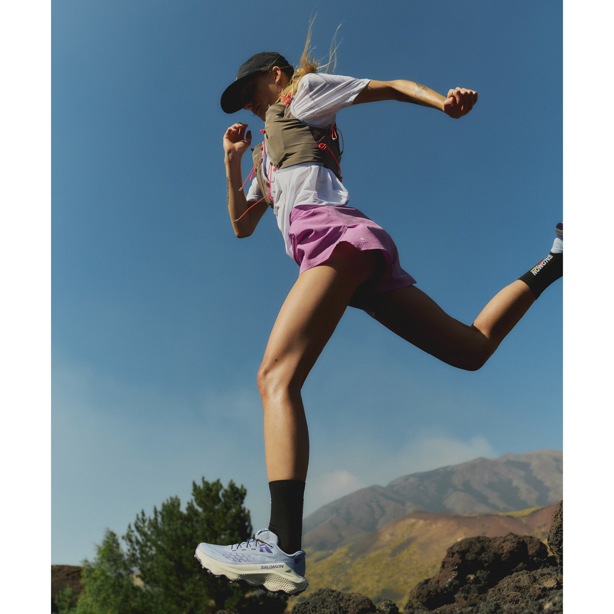 Salomon - Salomon Women's Ultra Glide 4 Trail Running Shoes (L49228200) - Cam2 