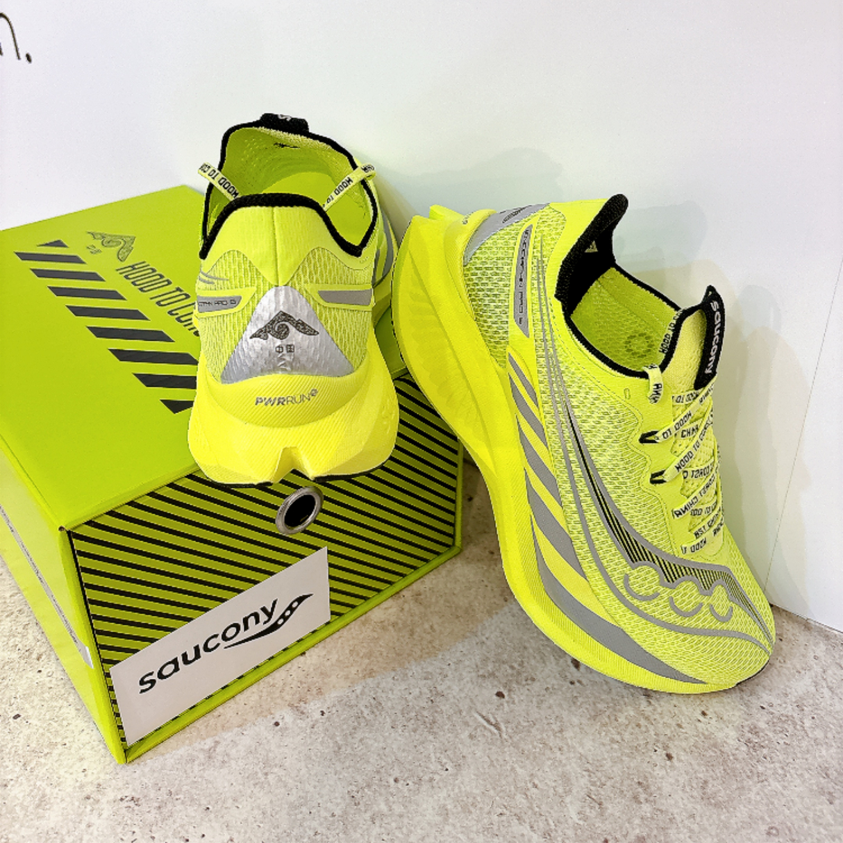 Saucony Unisex's Endorphin Pro 5 Road Running Shoes
