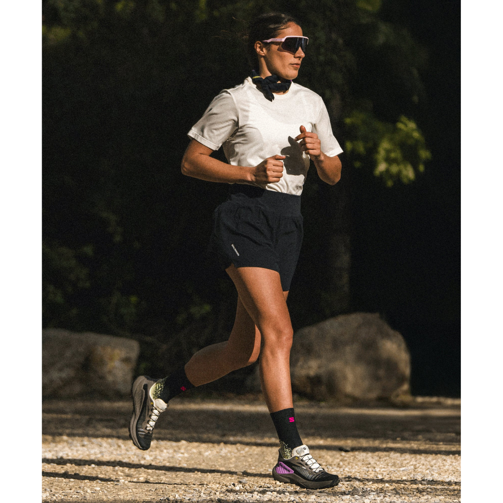 Salomon Women's SHKout Core SS Tee (LC2658100)
