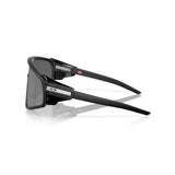 Oakley Latch Panel Sunglasses 0OO9404-940401 - Cam2