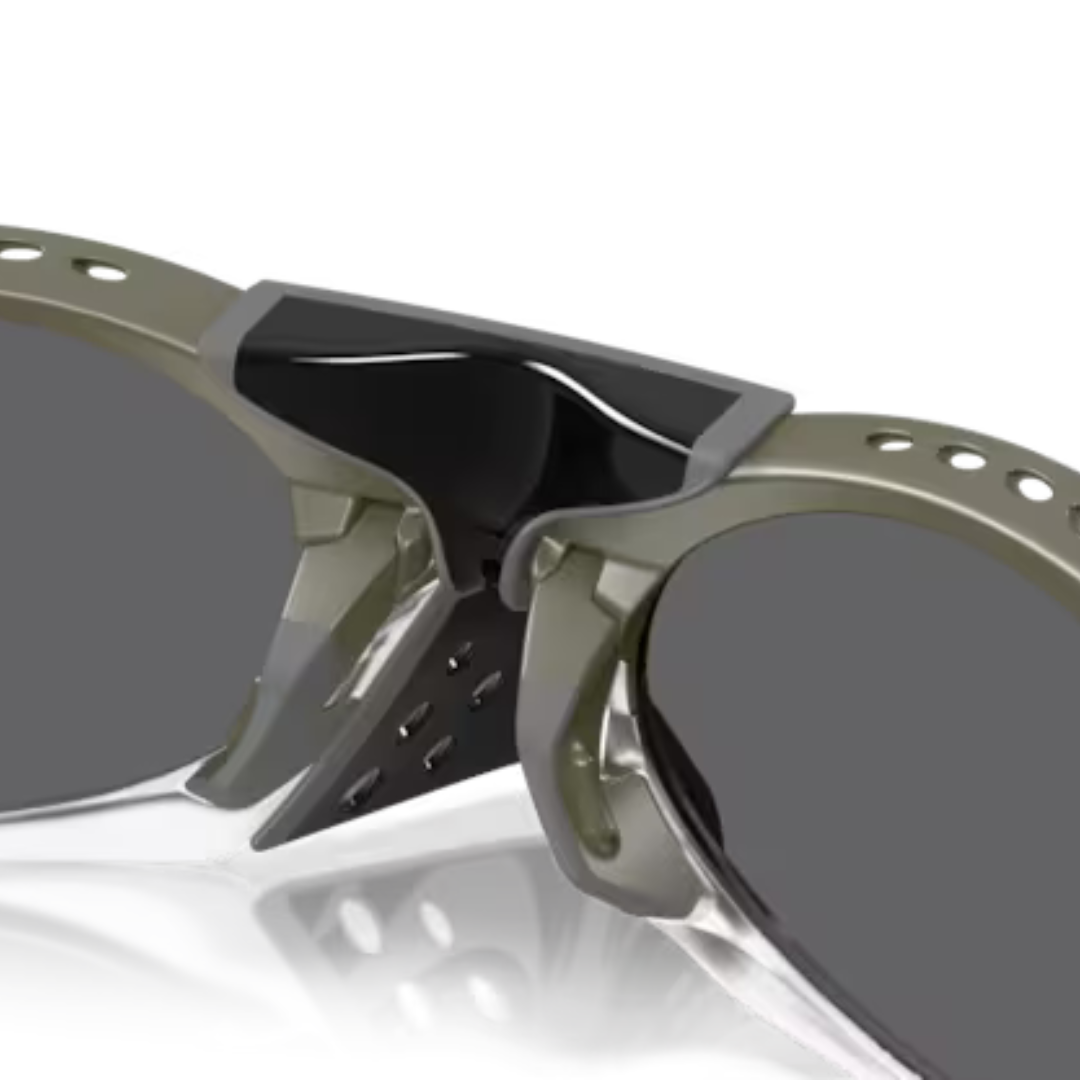 Oakley Plantaris Sunglasses 0OO9437-943707