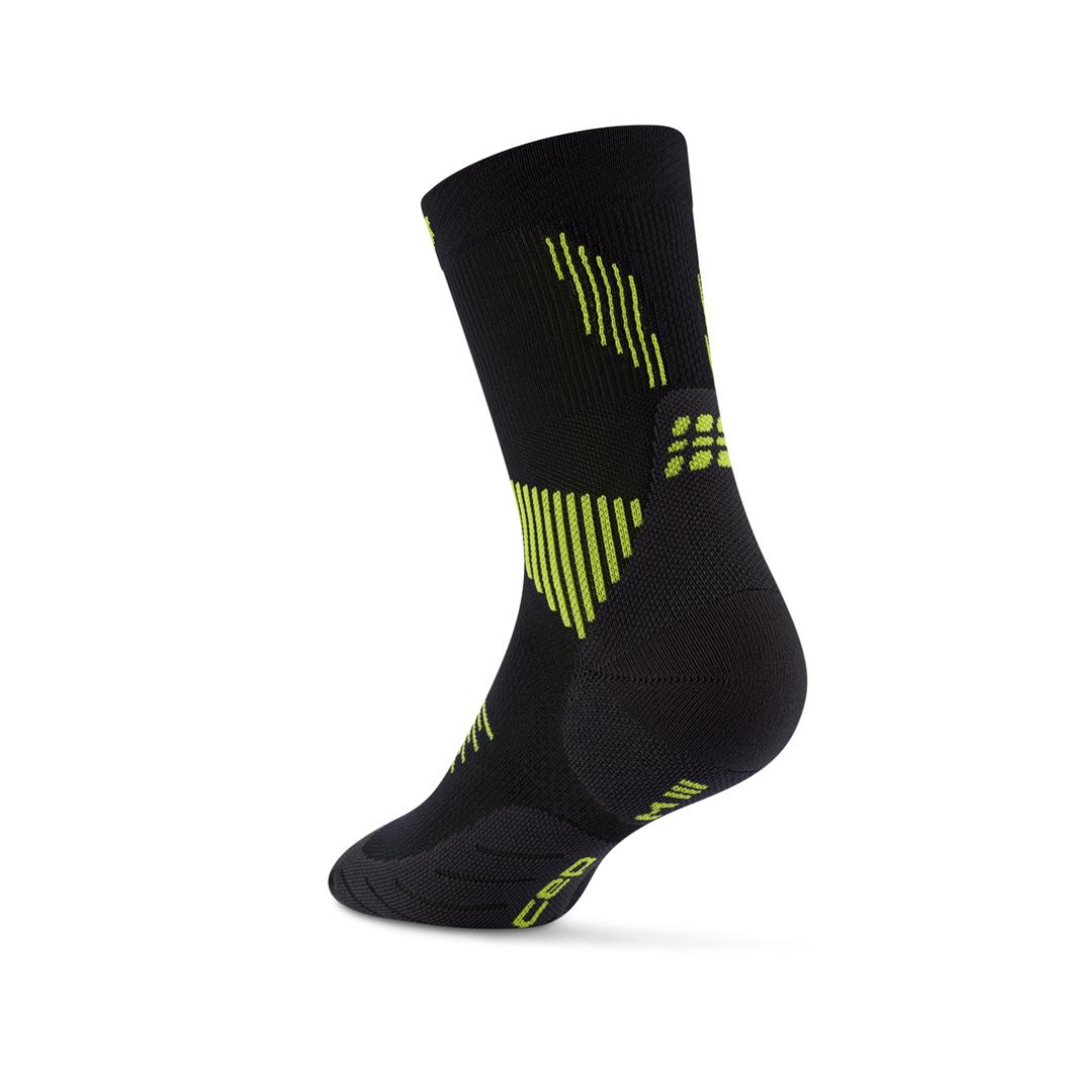 CEP - CEP Men's The Core Run Compression Socks Mid Cut 5.0 - Cam2 