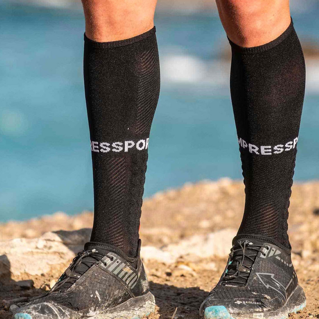 Compressport (C) - Compressport Unisex's Full Socks Run - Cam2 