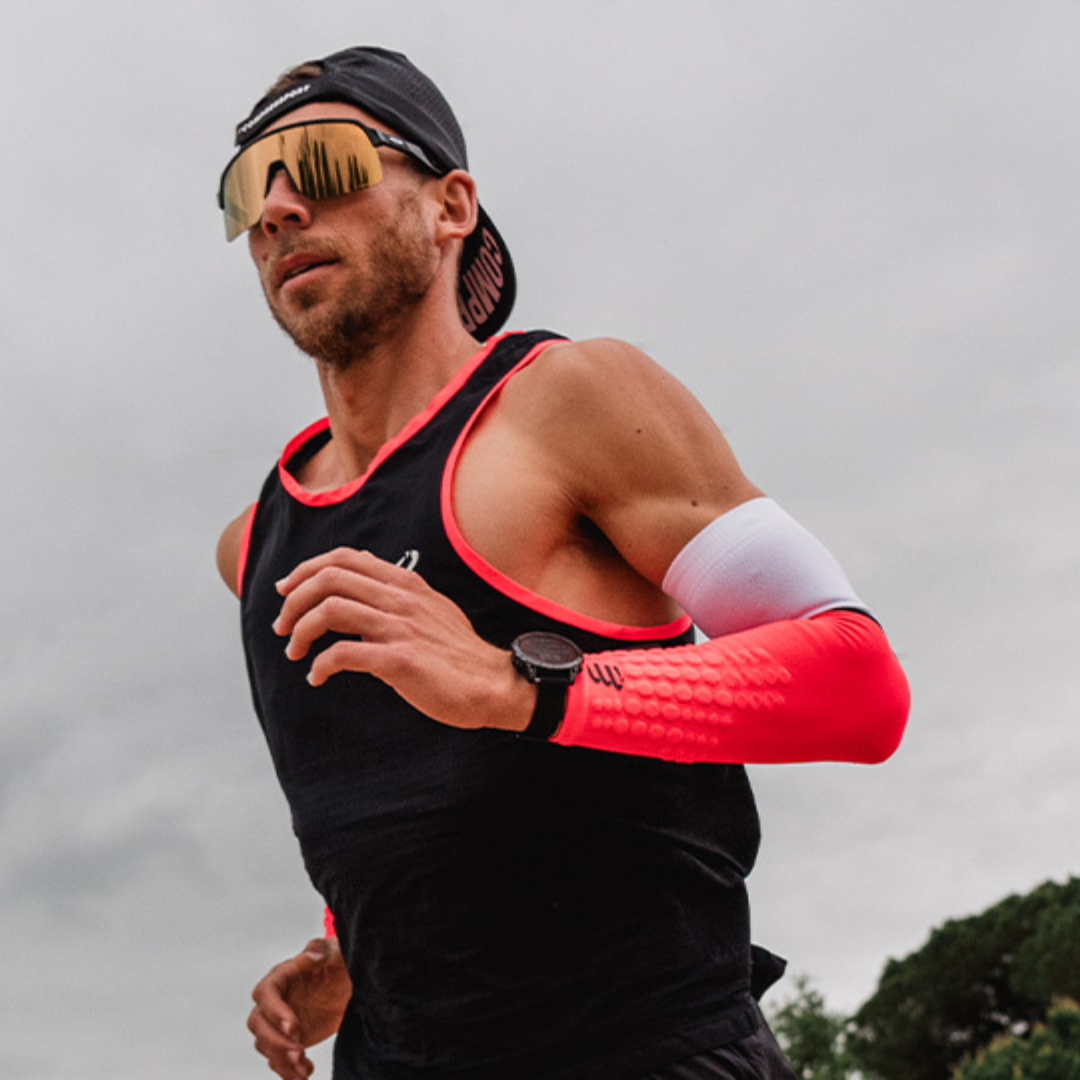 Compressport (C) - Compressport Unisex's ArmForce Ultralight - Cam2 