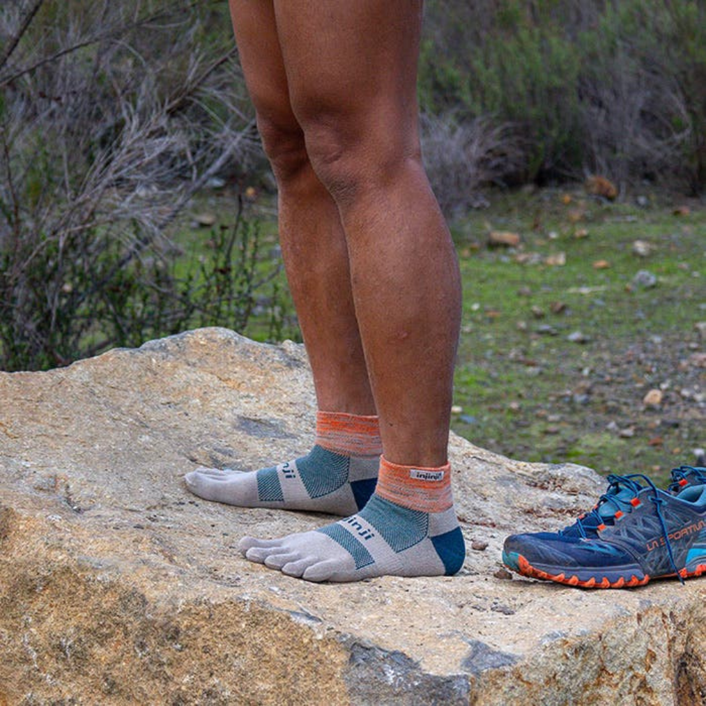 injinji Unisex's Trail Midweight Mini-Crew Socks (213130)