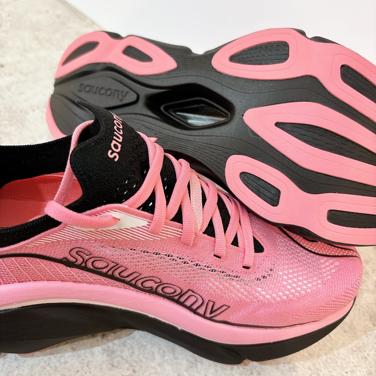 Saucony Unisex's Endorphin Elite 3 Road Running Shoes