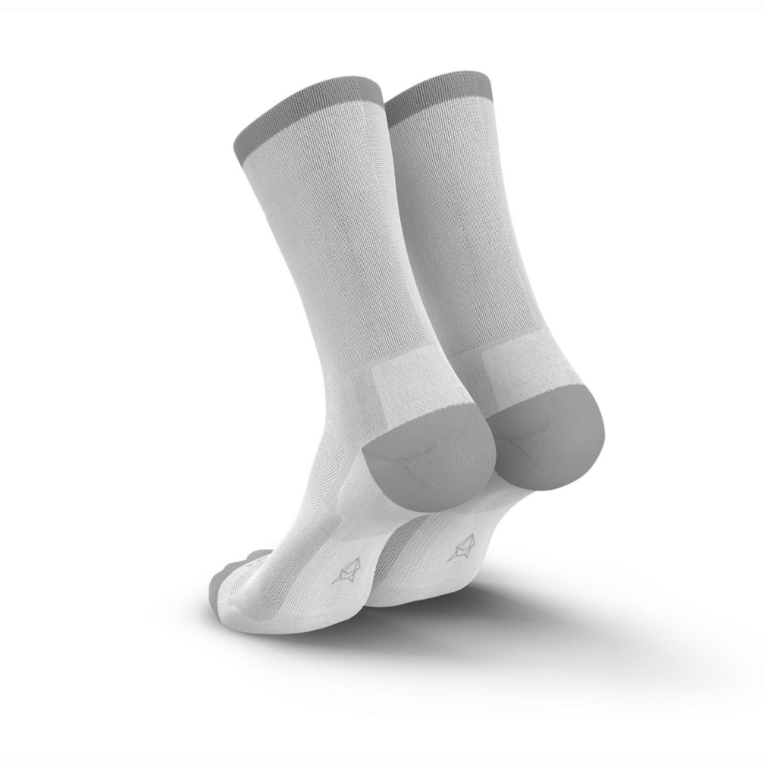 Incylence - Incylence Ultralight Pure V1 High-Cut Running Socks - Cam2 