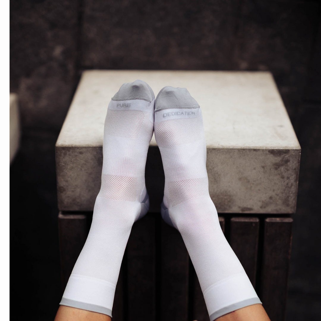 Incylence - Incylence Ultralight Pure V1 High-Cut Running Socks - Cam2 