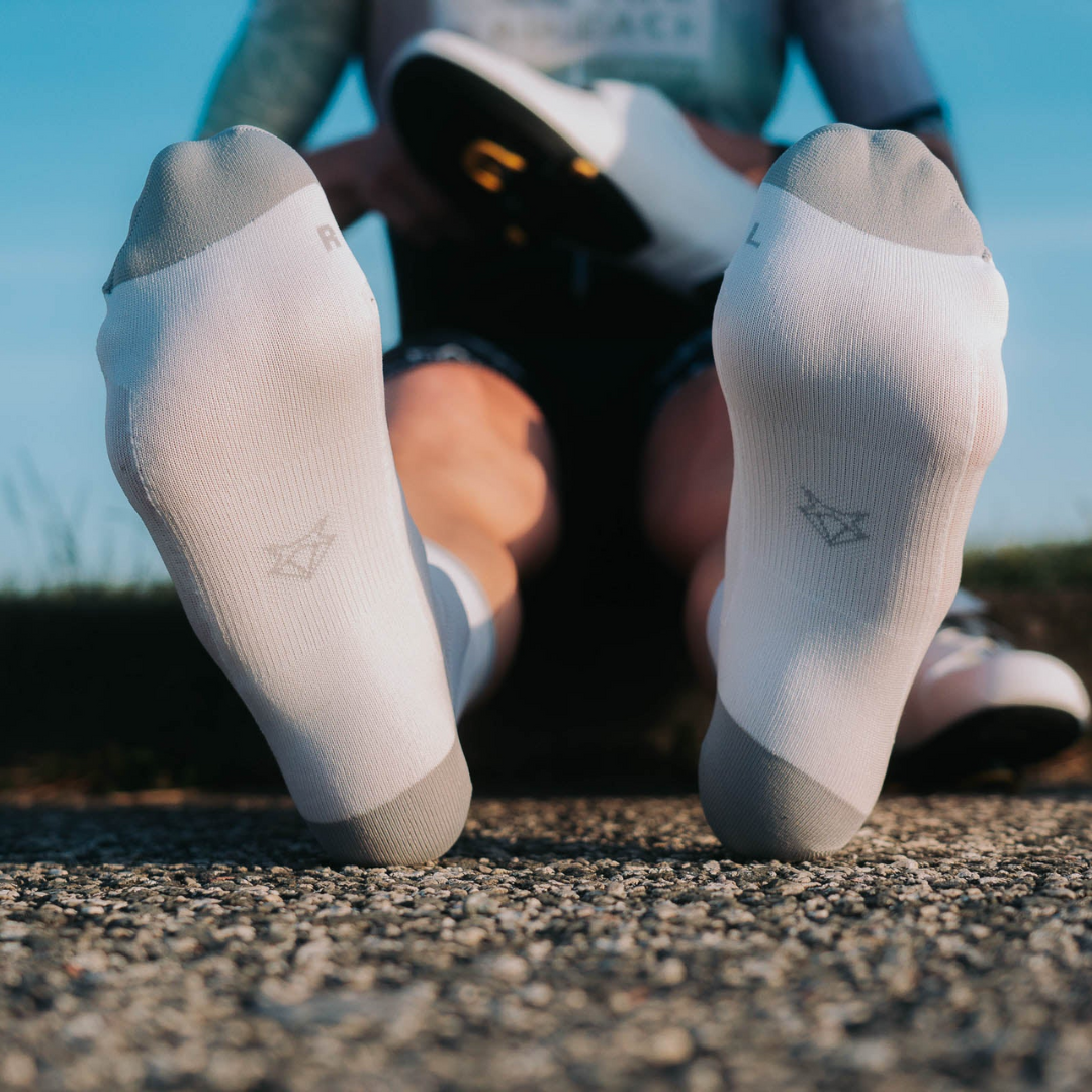 Incylence - Incylence Ultralight Pure V1 High-Cut Running Socks - Cam2 