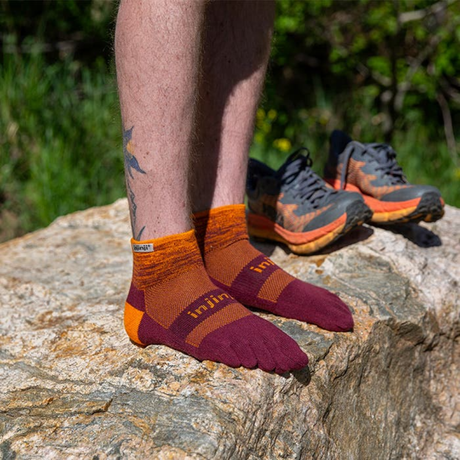 Injinji - injinji Unisex's Trail Midweight Mini-Crew Socks (213130) - Cam2 