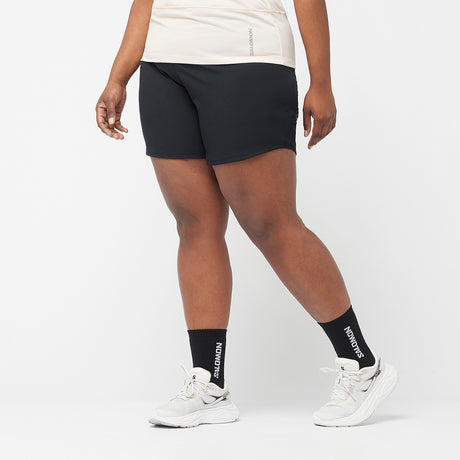 Salomon - Salomon Women's Cross 5'' Shorts (LC1890800) - Cam2 
