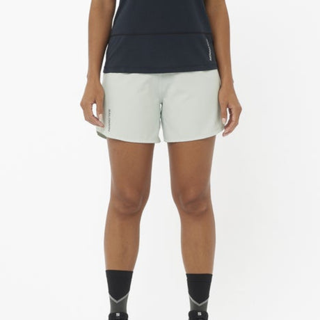 Salomon - Salomon Women's Cross 5 In Shorts (LC2264000) - Cam2 