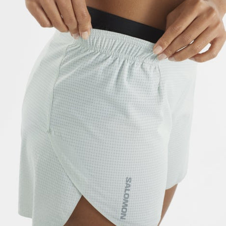 Salomon - Salomon Women's Sense Aero 5'' Shorts (LC2319800) - Cam2 