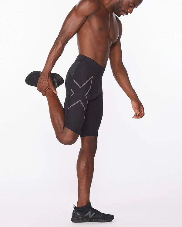 2XU Men's Light Speed Compression Shorts