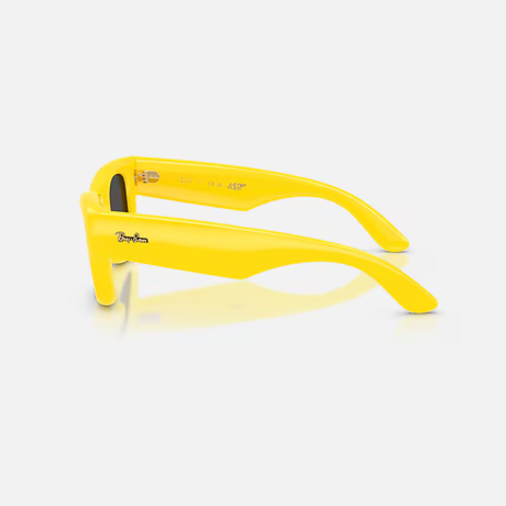 Ray-Ban - Ray-Ban RB4940 Wayfarer Puffer Sunglasses (683087) - Cam2 