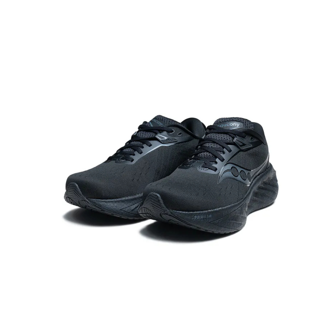 Saucony Women's Triumph 22 Road Running Shoes (Triple Black)