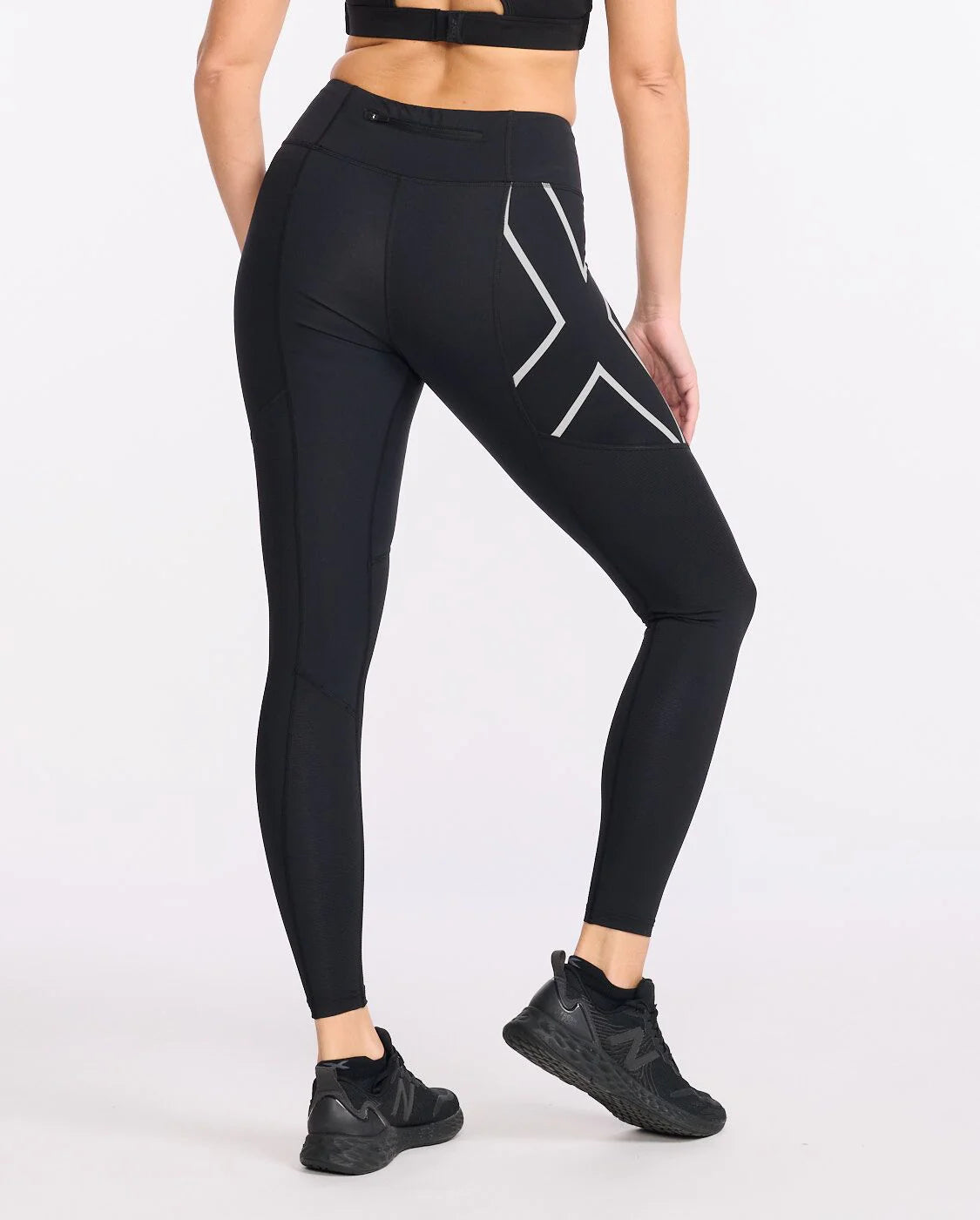 2XU Women's Aero Vent Mid-Rise Compression Tights