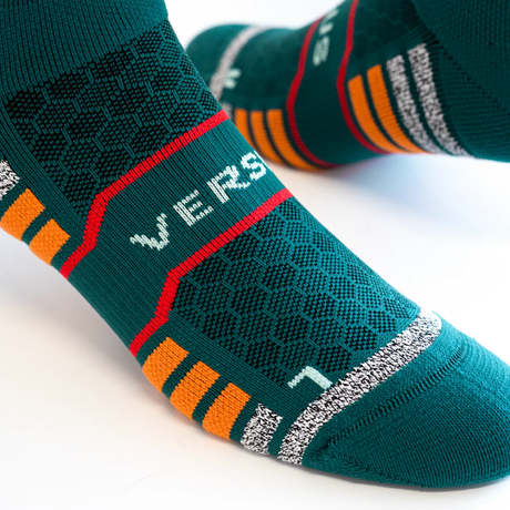 Versus - Versus Dusk Trail Run Socks - Cam2 