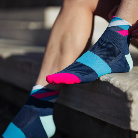 Incylence - Incylence Loops Low-Cut Running Socks - Cam2 