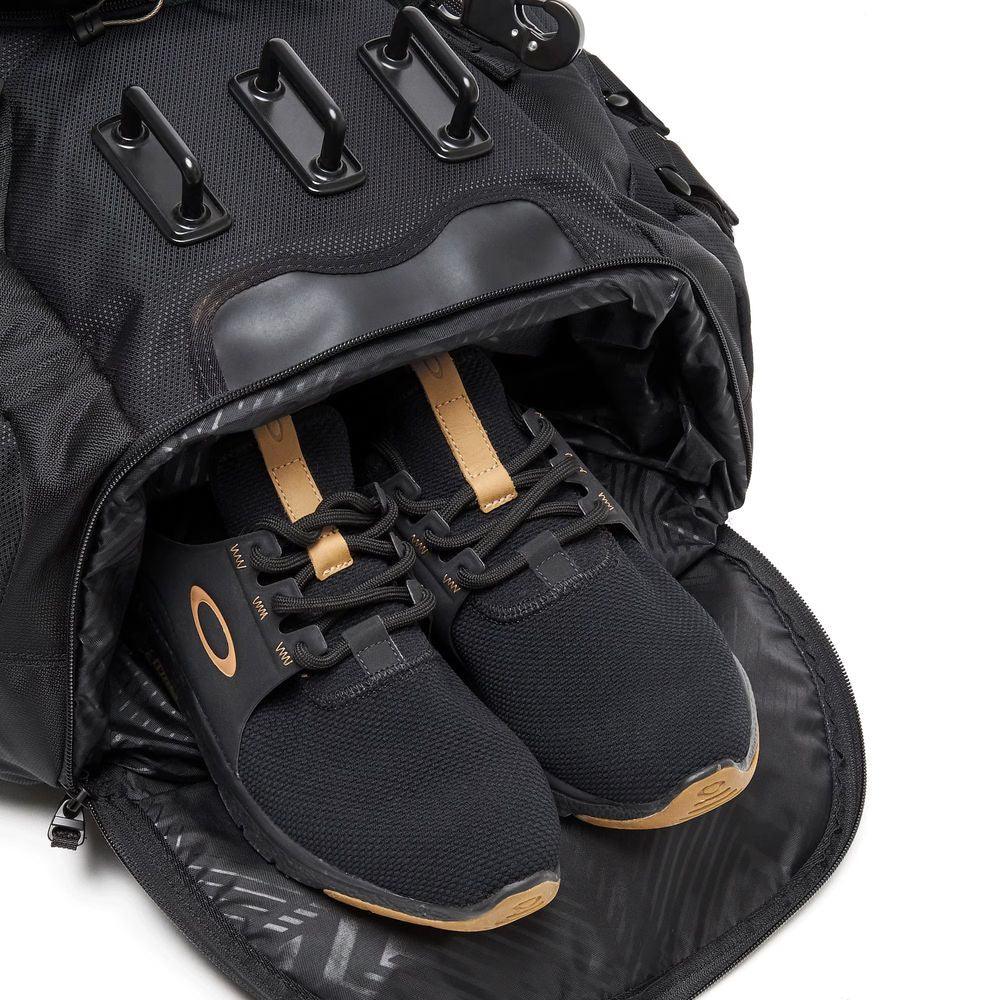 Buy oakley backpack online