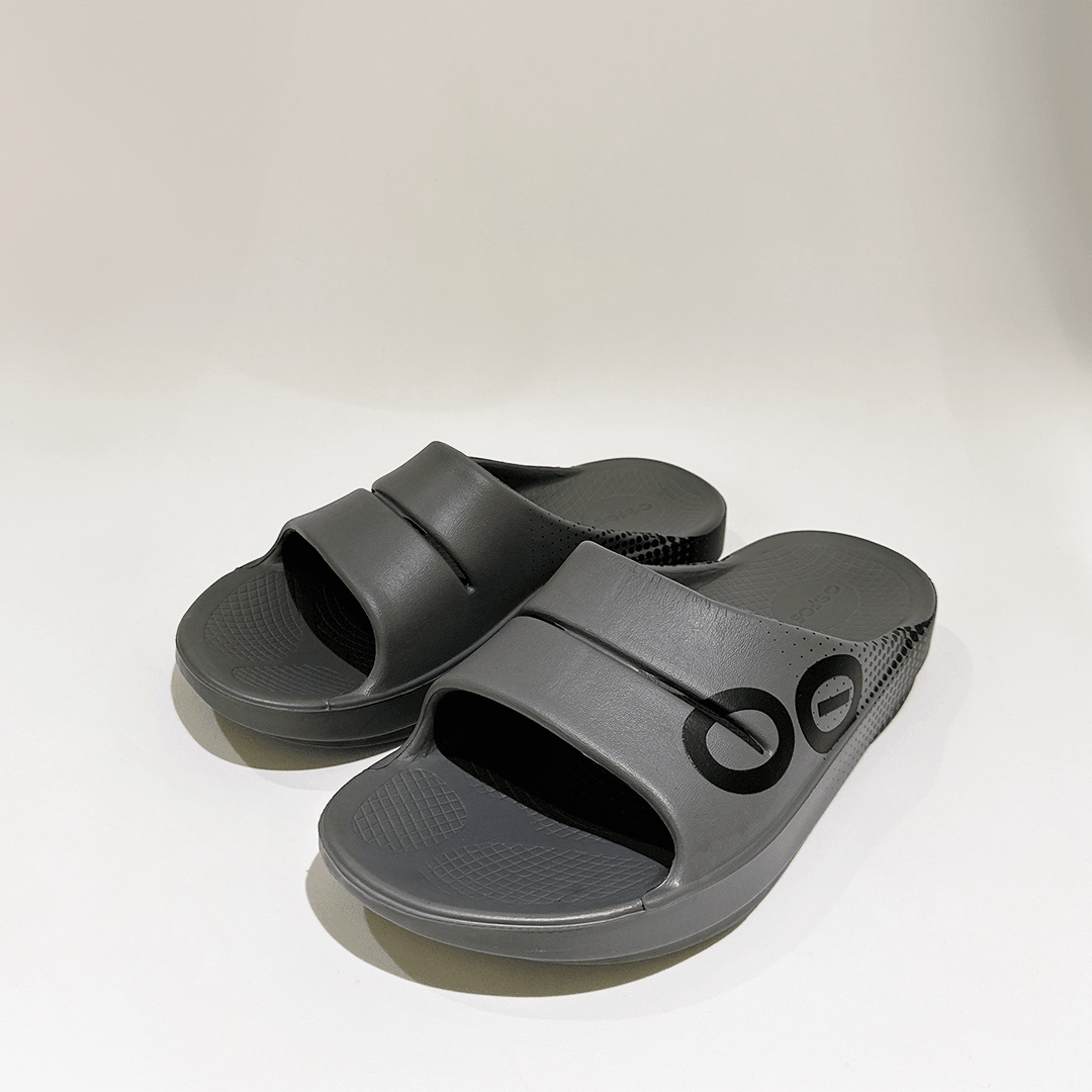 Oofos Unisex's OOahh Sport Slide Sandal (OF1500) - Cam2