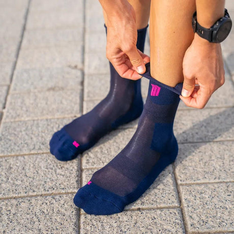 Sporcks Marathon Blue Running Socks - Cam2