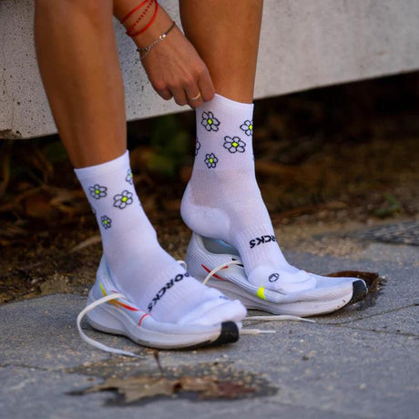 Sporcks Marguerite - Run Ultralight Socks - Cam2