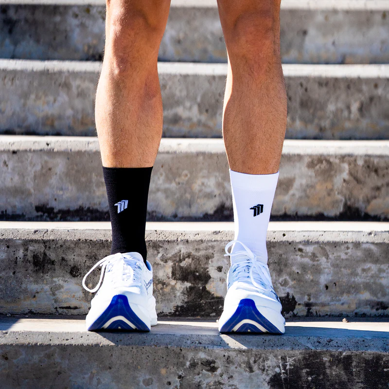 Sporcks - Sporcks BCO Negro Running Socks - Cam2 