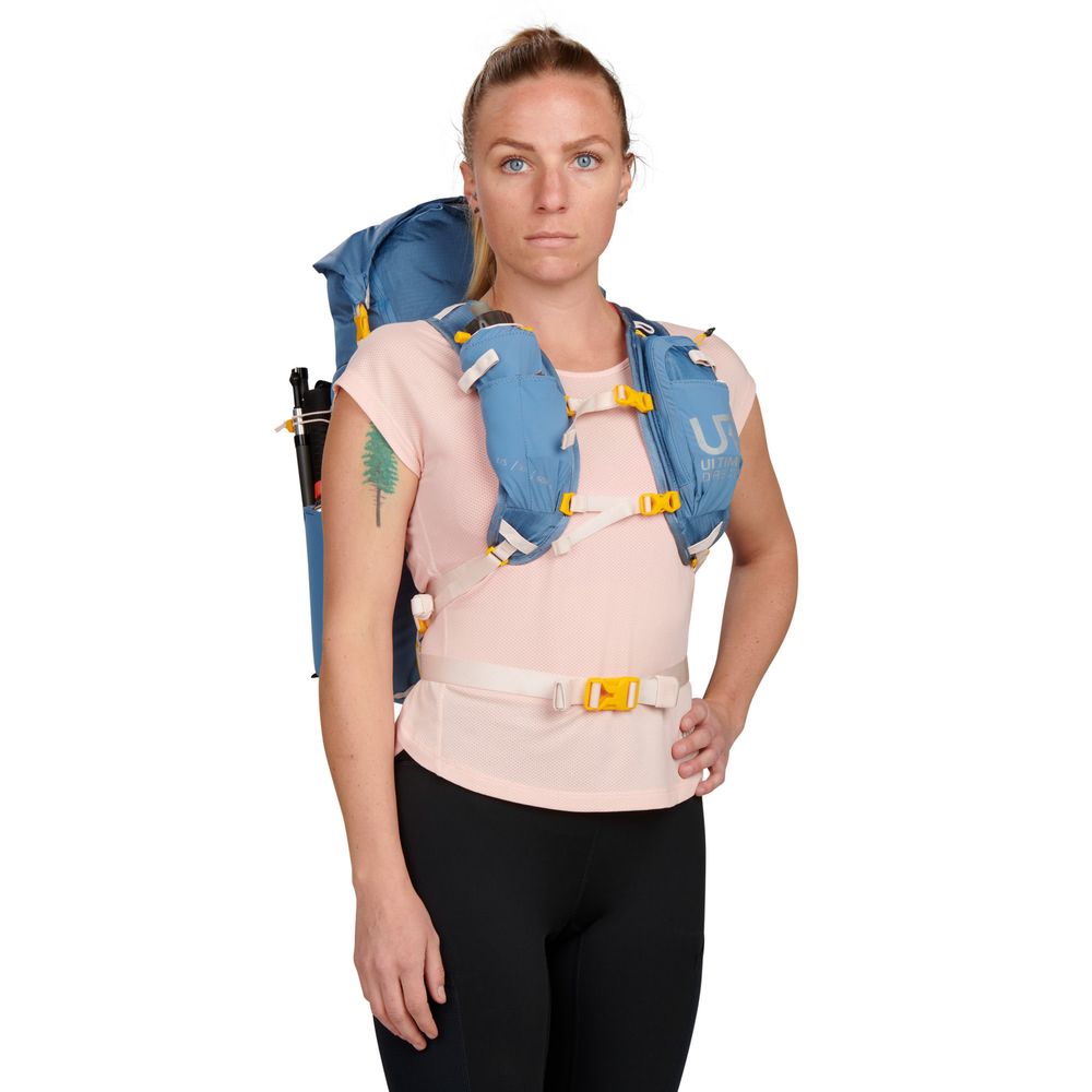 Ultimate Direction Women's Fastpackher 30 - Cam2