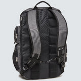 Oakley Enduro 30L 2.0 Backpack - Cam2