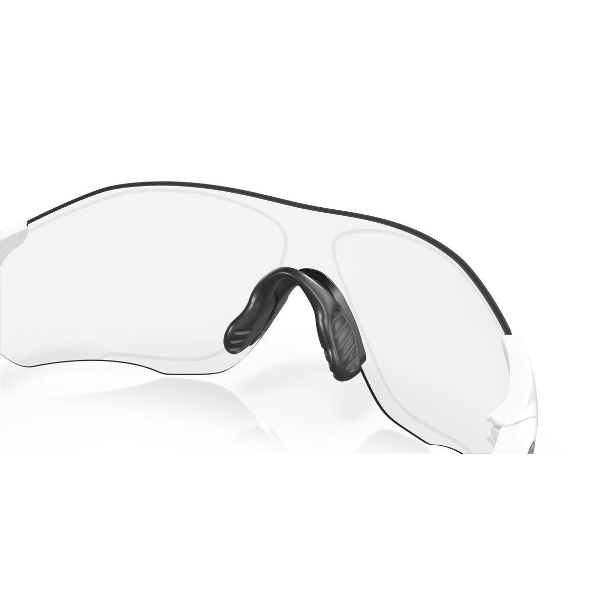 Oakley Evzero path (Low Bridge Fit) Matte White/Clear To Black Iridium Photochromic 0OO9313-931306