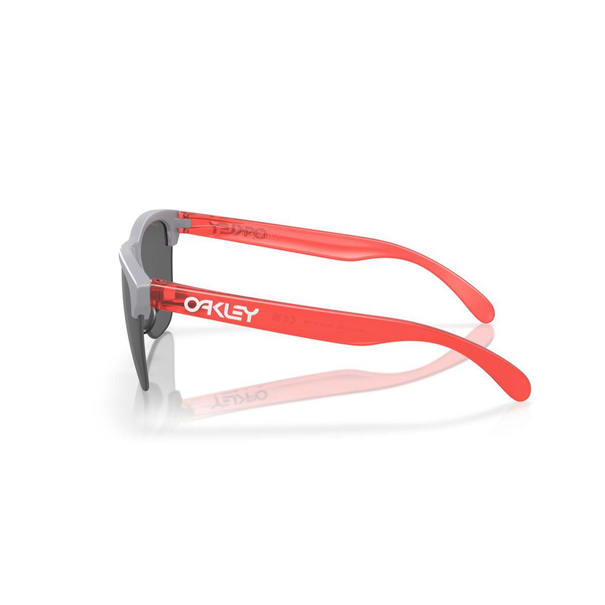 Oakley Frogskins Lite Matte Fog/Prizm Black 0OO9374-937452