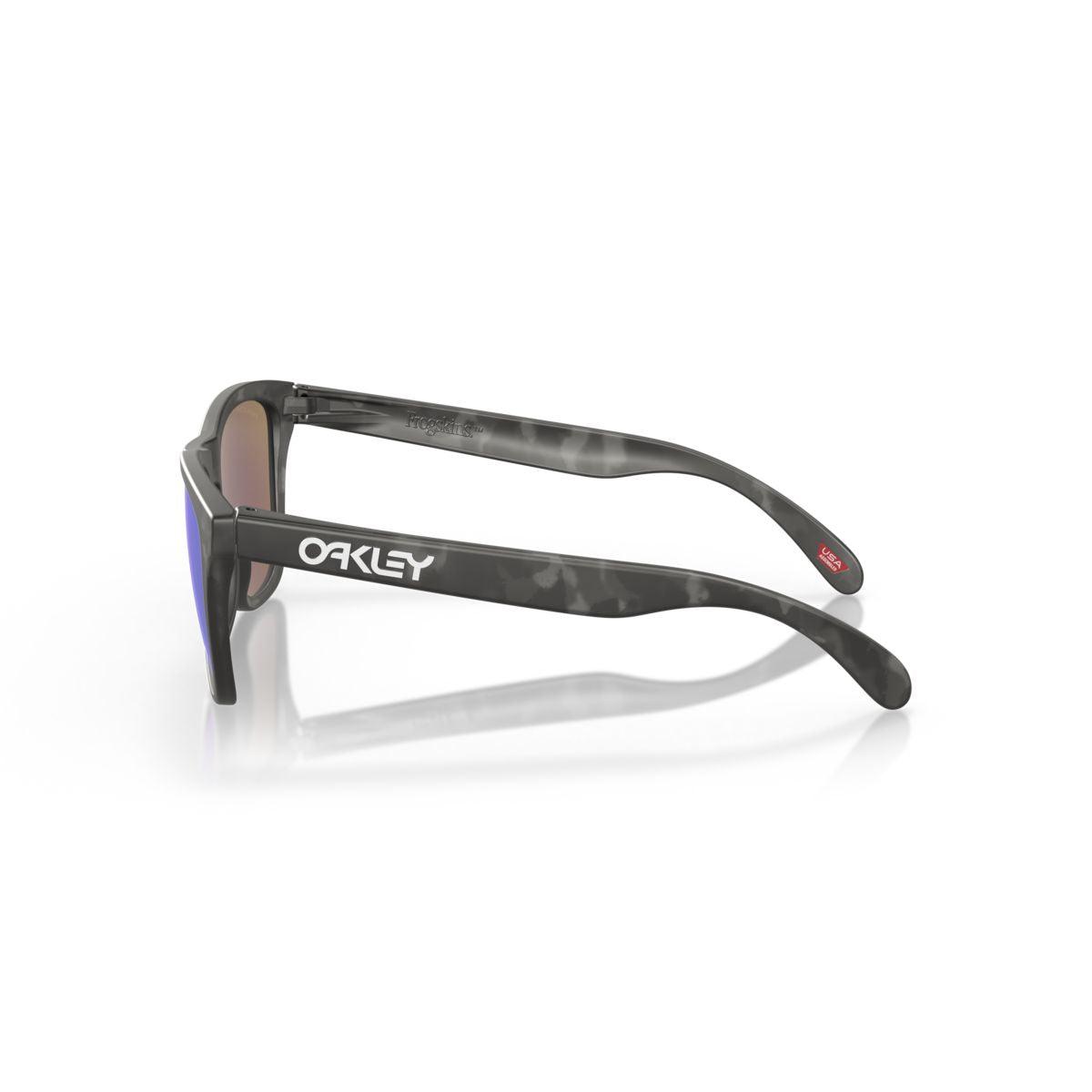 Oakley Frogskins (Low Bridge Fit) Matte Black Tortoise/Prizm Sapphire Polarized 0OO9245-9245D8 - Cam2