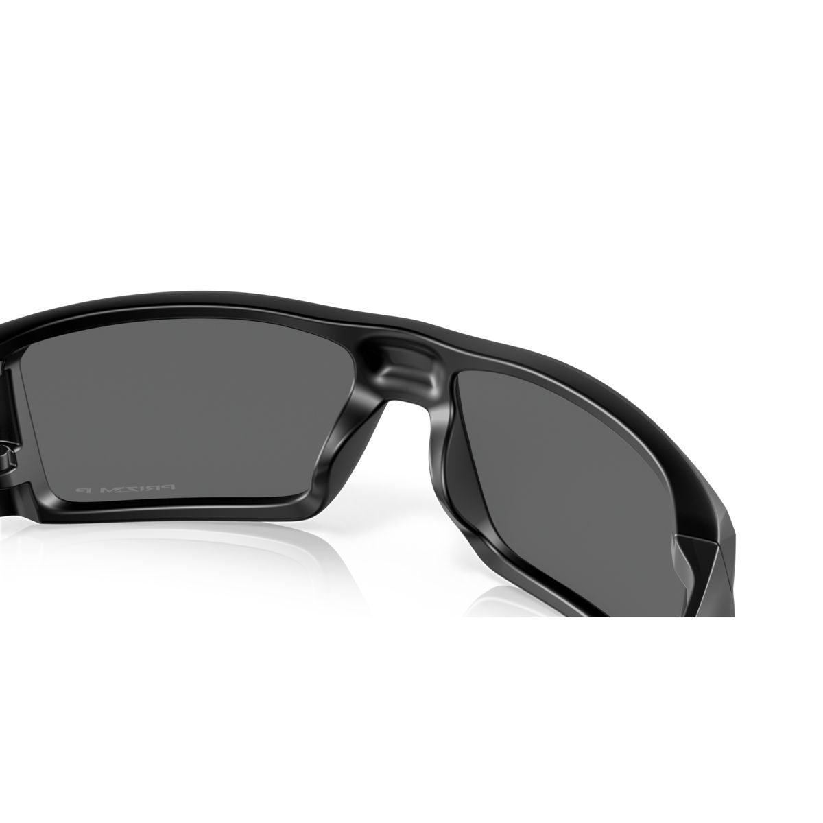 Oakley Heliostat Matte Black/Prizm Black Polarized 0OO9231-923102