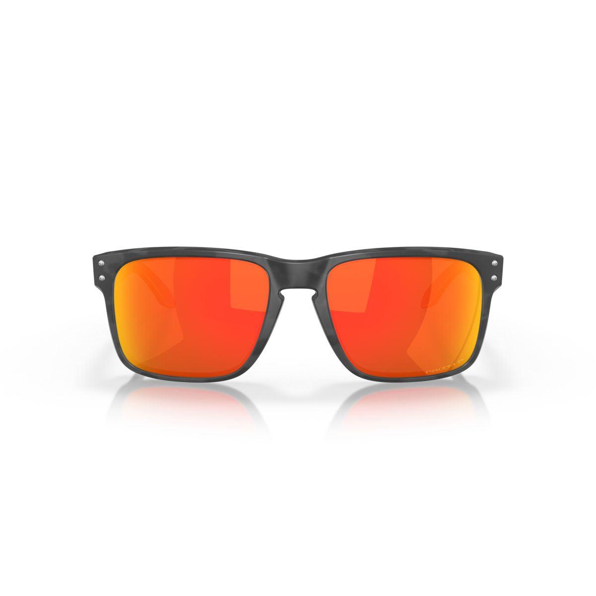 Amazon.com: Oakley Holbrook Sunglasses Black Camo with Prizm